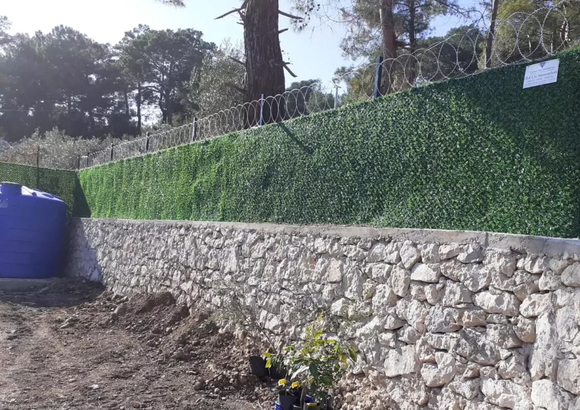 Çim Çit Üzerine Jiletli Tel Montajı/ ANTALYA KORKUTELİ